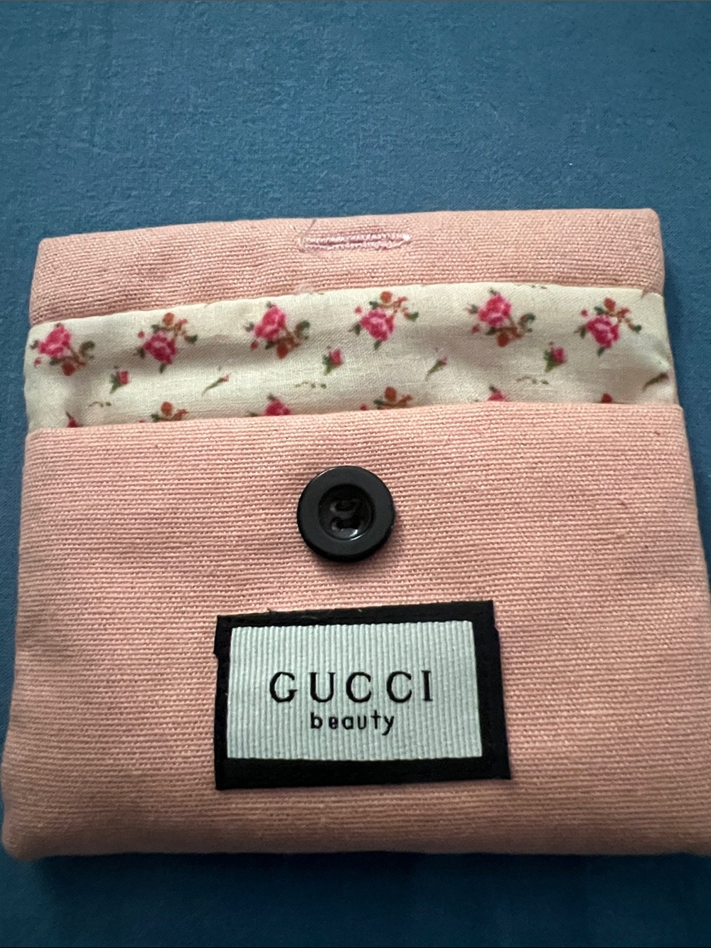 Gucci Beauty Pouch Card Holder OS